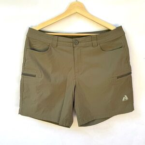 Eddie Bauer Women's First Ascent Guide Pro Shorts - Olive Green